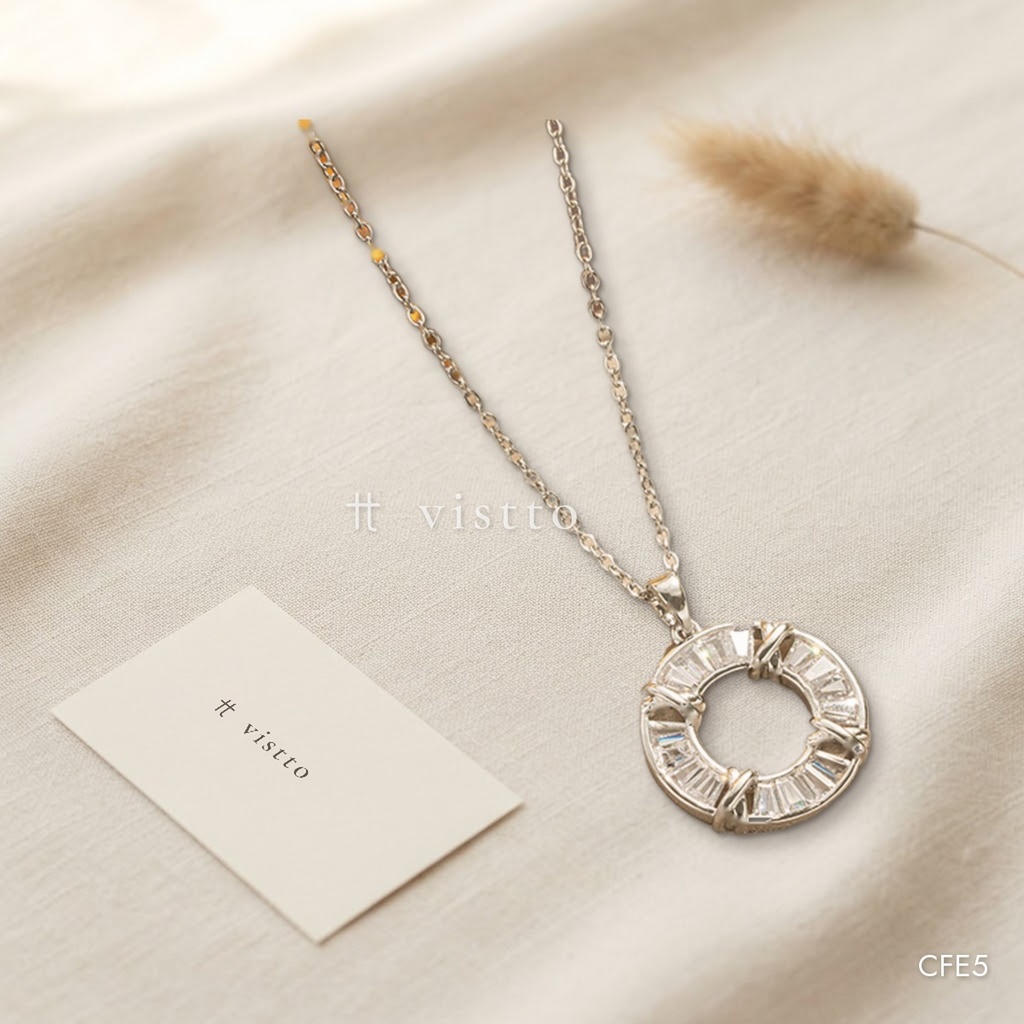 [CFE5] Collar plateado, cadena fina con aro calado de circonias baguette