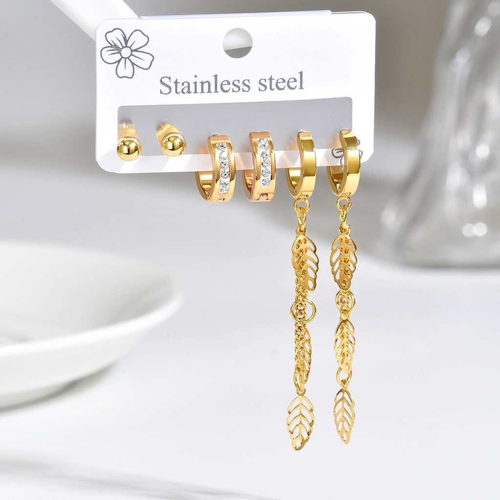 [NH51435695] Aretes con perla de acero inoxidable con recubrimiento PVD y chapado en oro 18k