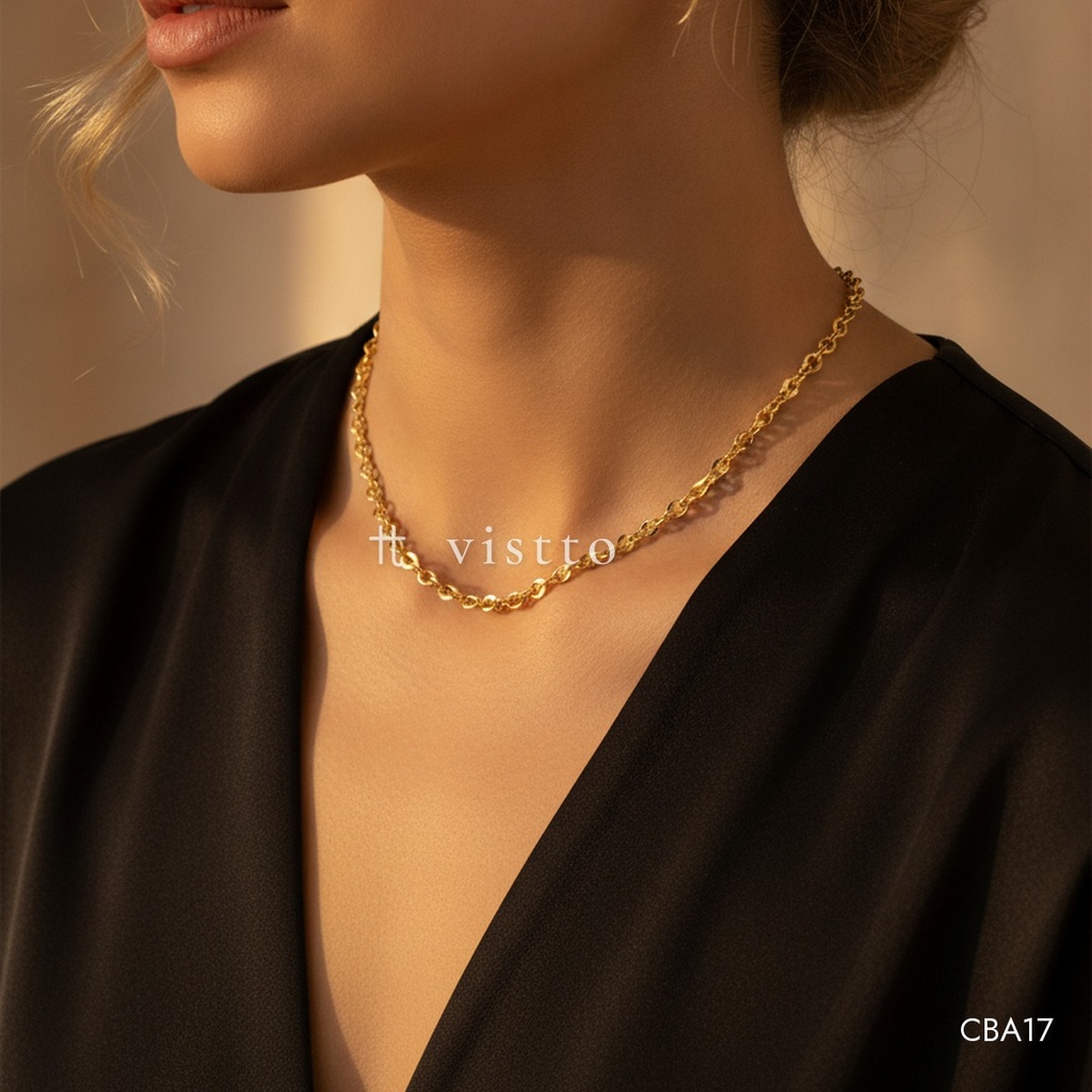 Collar dorado, eslabones ovalados entrelazados de grosor medio