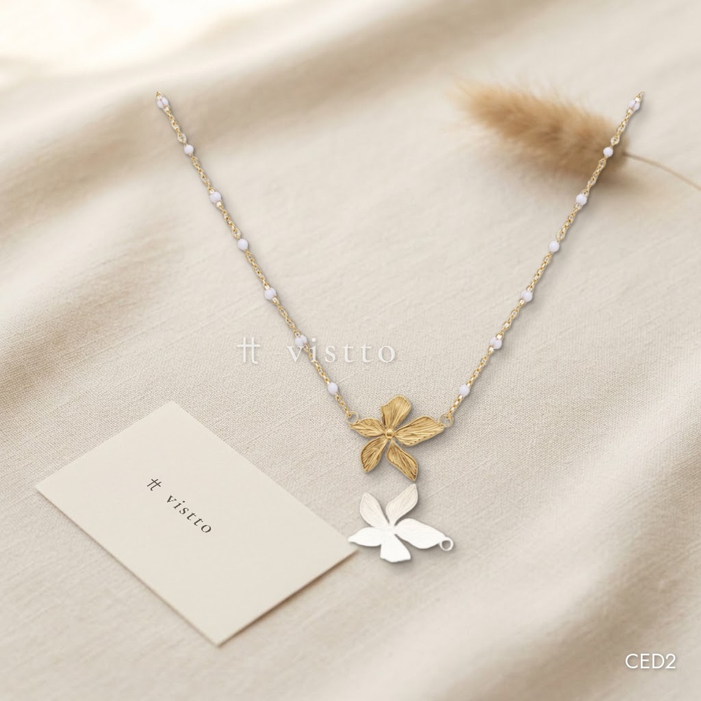 [CED2] Collar dorado, fino con flor central