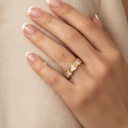 Anillo dorado y blanco abierto, diseño de banda de corazones consecutivos con relleno de esmalte blanco