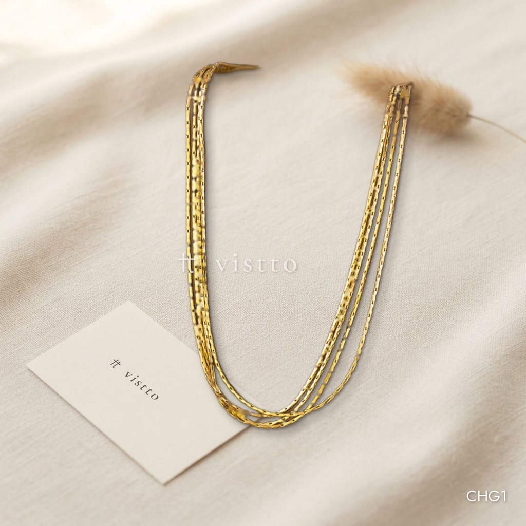 Collar dorado, multihilo de cinco cadenas finas