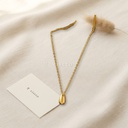 Collar dorado de cadena fina, diseño con dije colgante en forma de gota lisa y acabado brillante