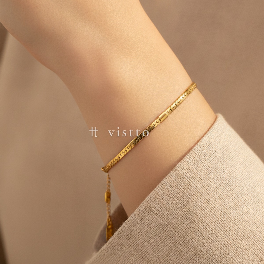 Pulsera dorada con cierre de langosta y extensor, diseño de cadena barbada plana de eslabones lisos