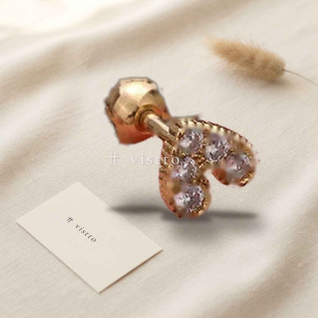 Zarcillos dorados de botón, diseño de corazón con borde de milgrano y cuatro circonias transparentes, cierre de rosca con bola