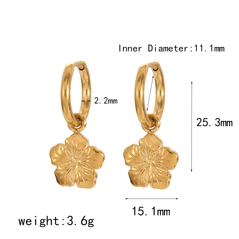 [Z70] Aretes de acero inoxidable 304 con recubrimiento PVD y chapado en oro 18k · NH41649999