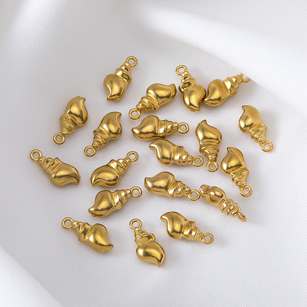 [NH51067349] Collar con colgante de acero inoxidable 304 con chapado en oro 18k (Oro · Concha dorada)