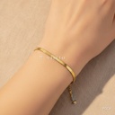 Pulsera dorada, cadena en espiga con corazón final